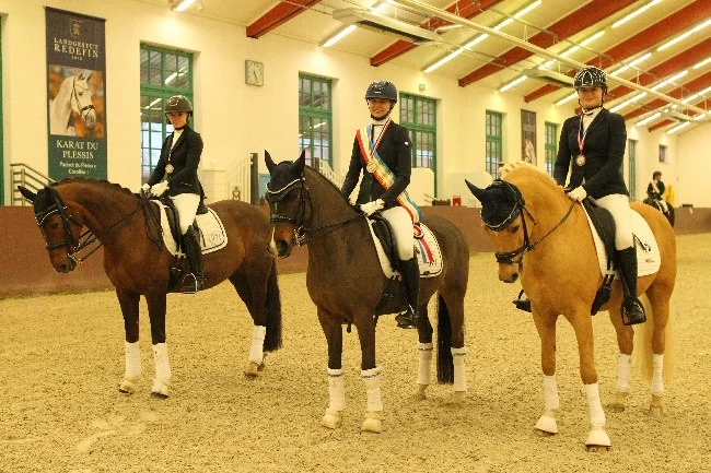 Landeshallen-Champions und Medaillenträger © Jutta Wego, Herr Schloßstein, Svea Groß
