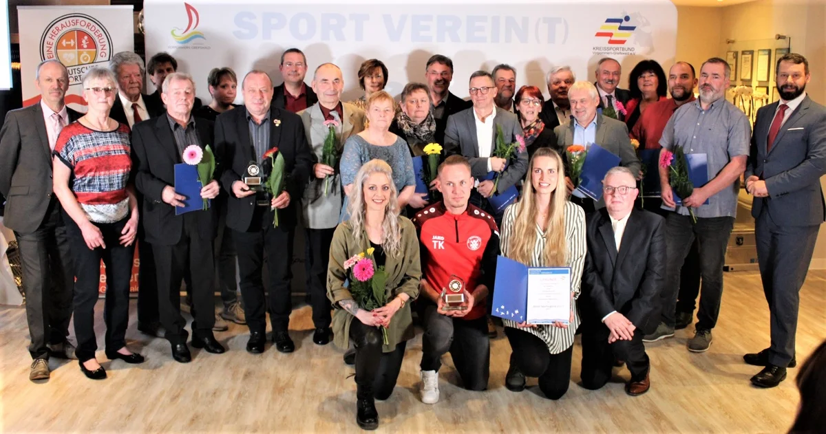 15 Ehrenamtliche und 2 Sportvereine wurden auf dem 10. Sportehrentag des Kreissportbundes Vorpommern-Greifswald e.V. ausgezeichnet. (Foto: KSB V-G)