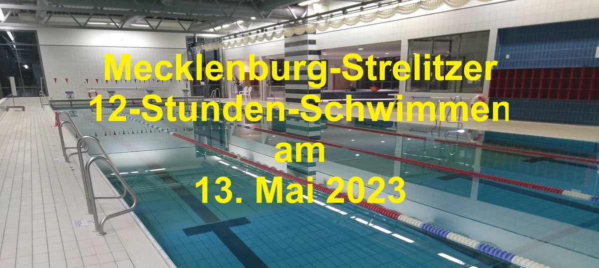 Schwimmbecken in der Schwimmhalle Lindow