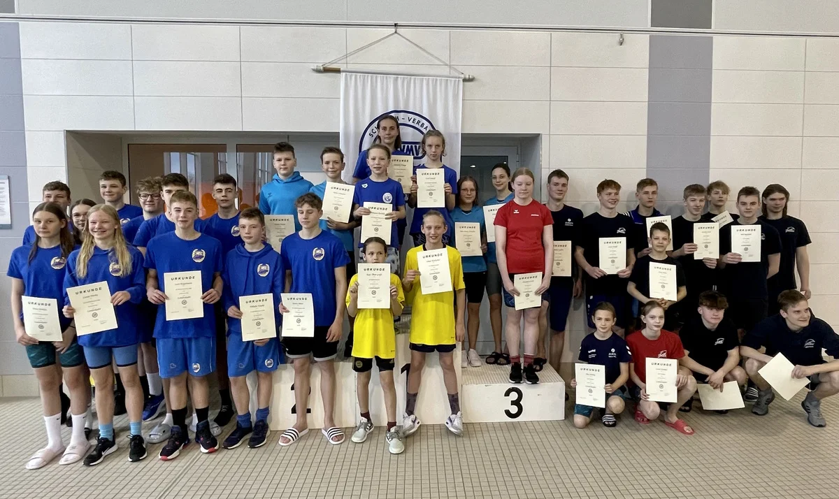 Viele Höchstleistungen bei Schwimm-Landesmeisterschaften