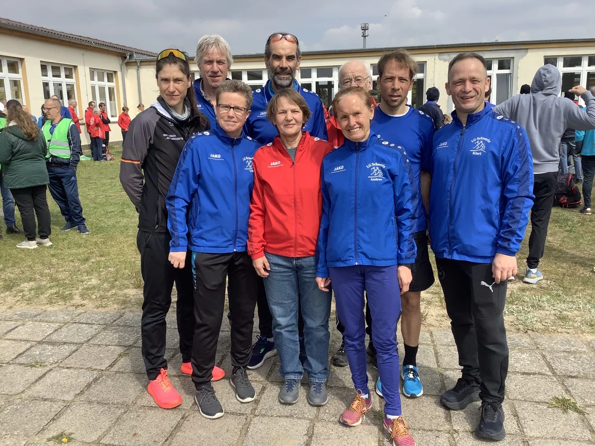 Gruppenbild der Schweriner Lauf-Community (Foto: Fred Bauske)