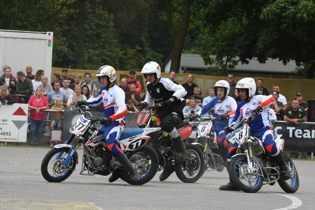 Die europäische Motoball-Elite zeigte spannenden Sport in Jarmen | Foto: Steffi Merklein