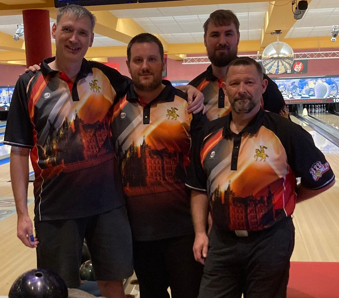 2. Herrenmannschaft: vorne von links Dirk Steffen, Paul Ahrenberg, Sandro Braun, hinten Patrick Pieper. (Foto: Maike Poblenz)