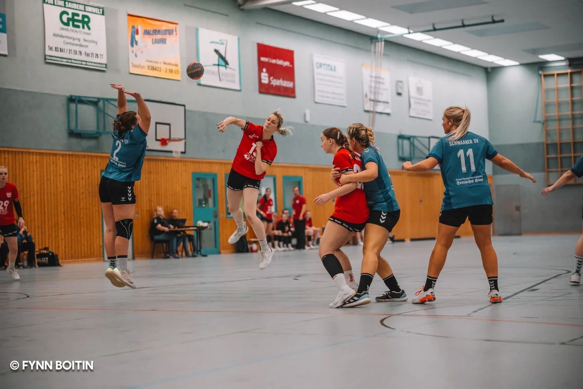 Mit 38:28 gewannen die TSG Frauen verdient gegen den Schwaaner SV (Foto: Fynn Boitin)