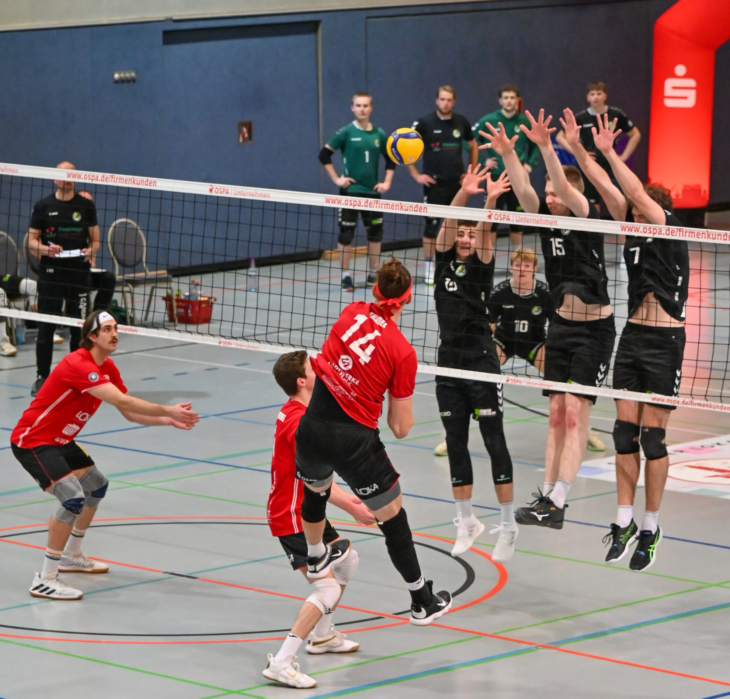 Warnemünde überrollt auch die Giesen Grizzlys II mit 3:0