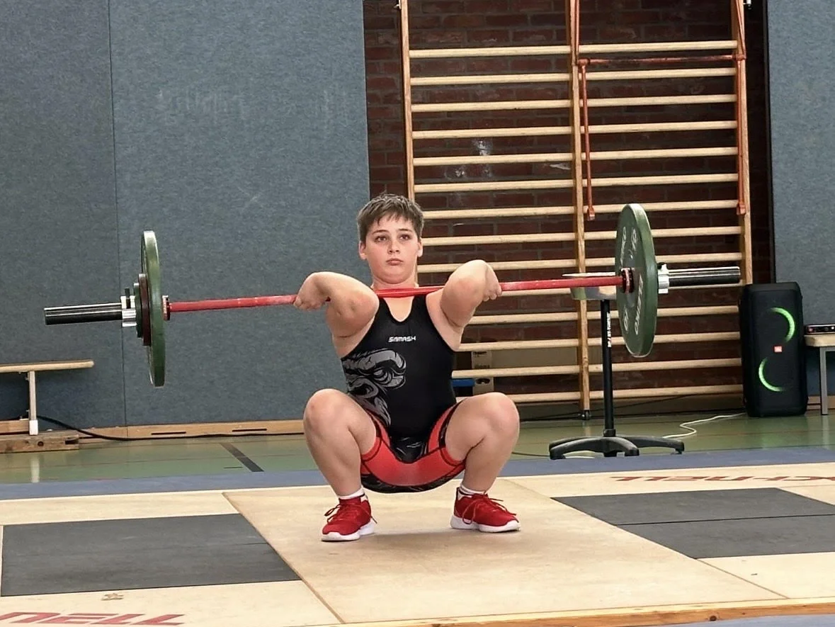 Fiete Schmidt | Foto: Sarah Hoge Junger Gewichtheber im olympischen Zweikampf