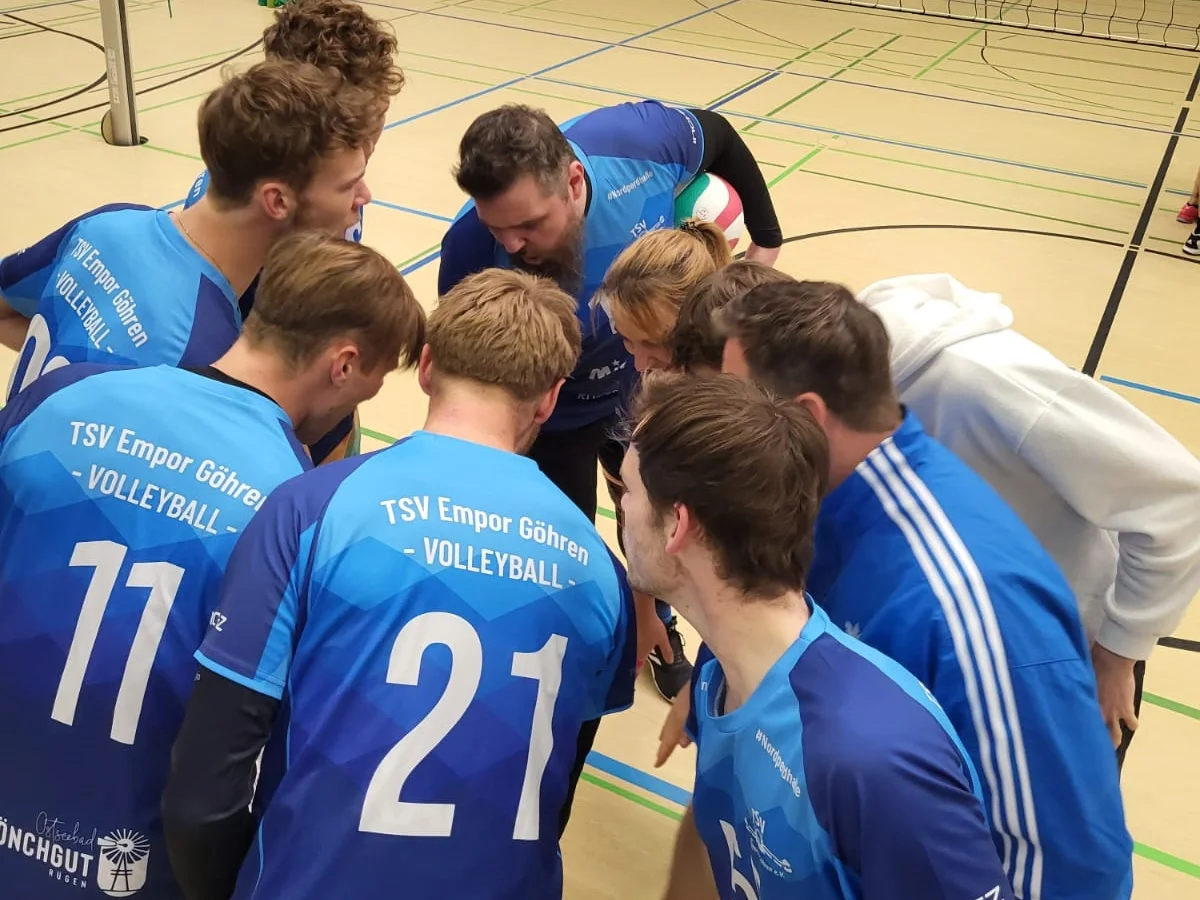 Inselliga-Ruegen-TSV-Empor-Goehren_Kampfschrei_c_Tony-Oelsch