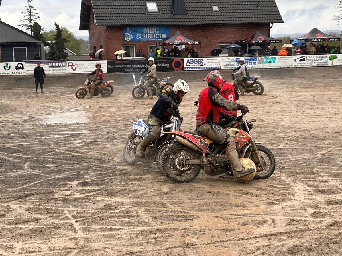 MBC_vs_Tornado_ADAC-Motoball-Pokal