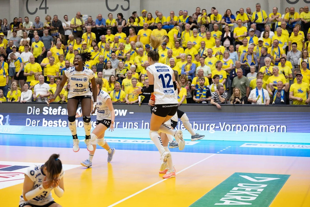 Stuttgart-DM-Titel-2024_c_Michael-Dittmer