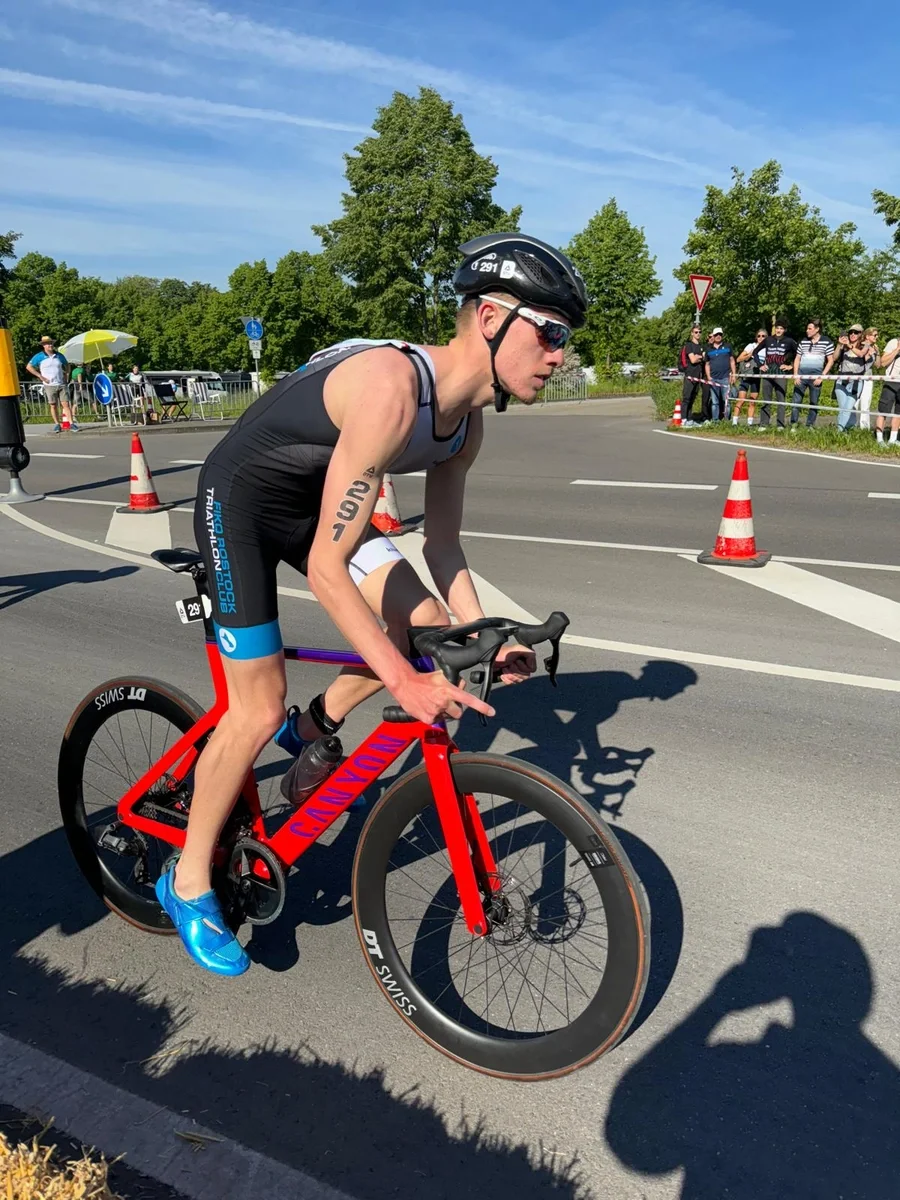 Anton Lange auf dem Rad (Foto: Peter Wagner)