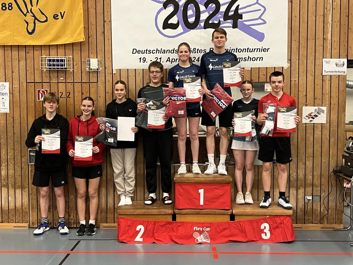 3 Schweriner auf dem Mixed-Podium: Gold für Roman & Lara, Bronze für Bruno (Foto: © BSC 95 Schwerin)