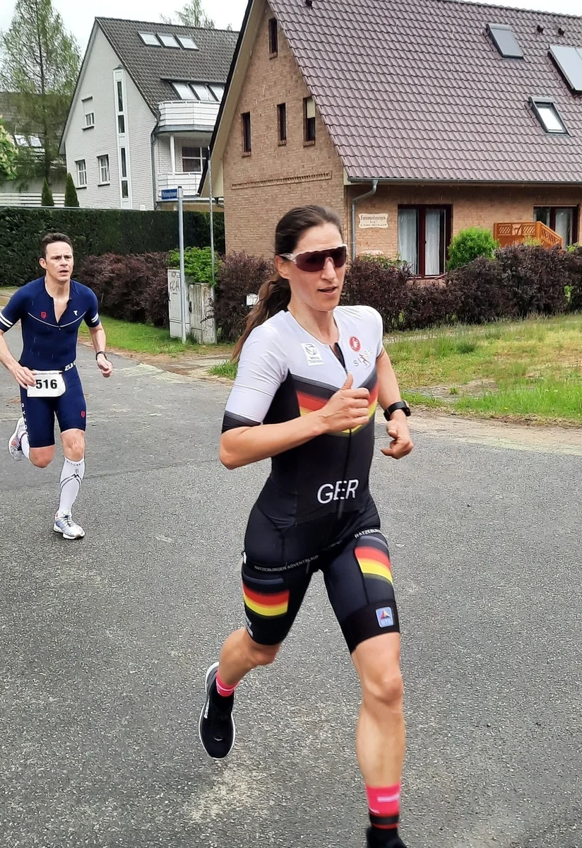Anja Wittwer Gesamtsiegerin Frauen 5/30/5 (Foto: © HSG Uni Greifswald | Abt. Triathlon/Laufgruppe)