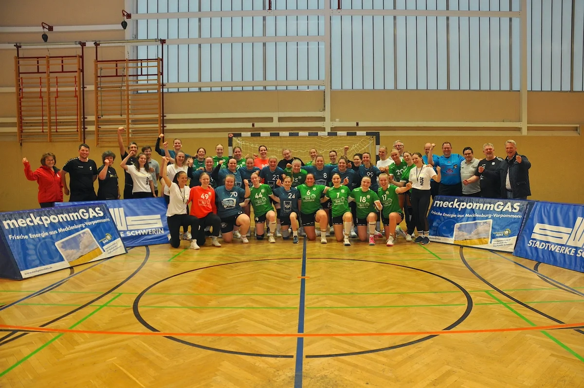 Gern im nächsten Jahr wieder: Den beiden Teams hat das Spiel der meckpommGAS-Tour sichtlich Spaß gemacht. (Foto: Barbara Arndt)