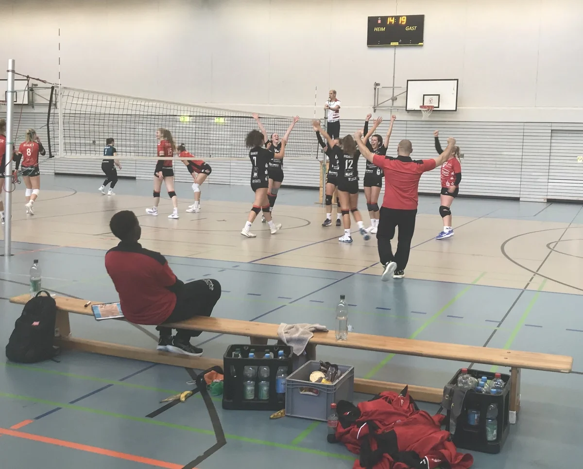 Freunde-nach-Spiel-bei-Wildcats_c_privat