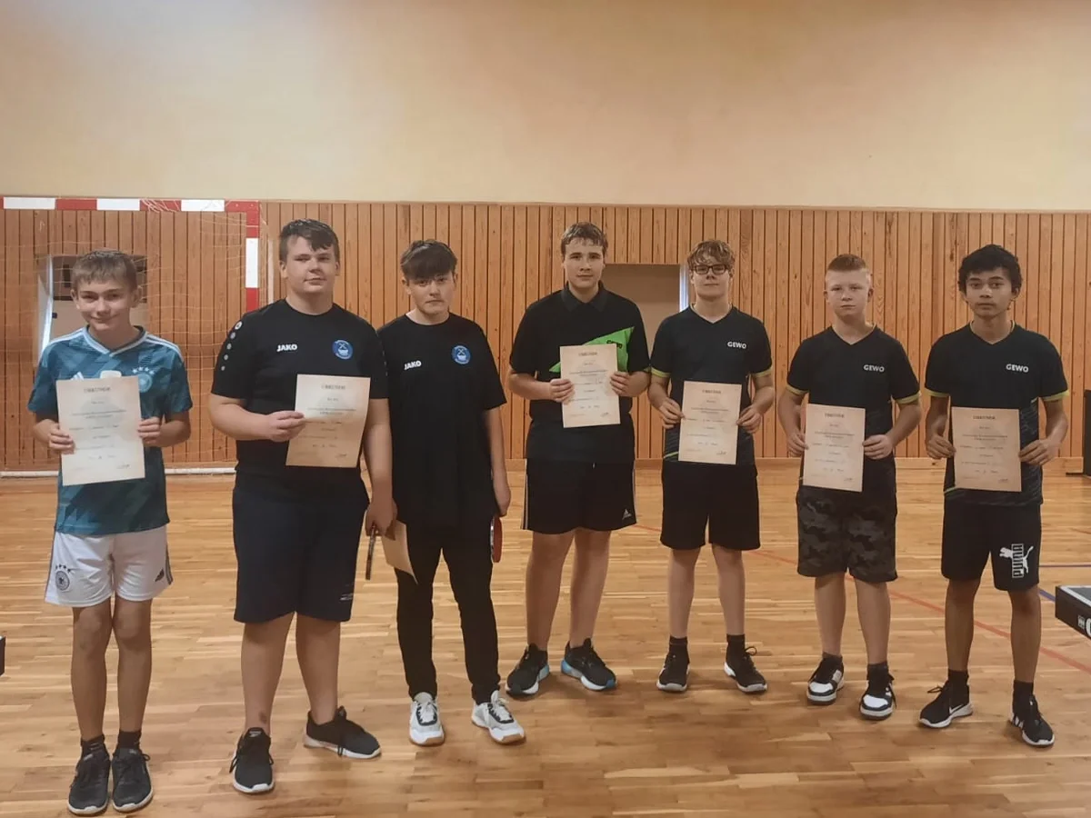 Die besten Jungendoppel in der AK 15 bei den Kreismeisterschaften Nachwuchs NWM (Foto: Ausrichter)