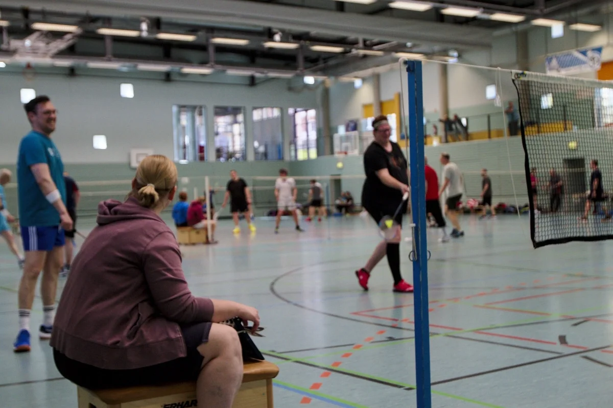 Charity Cup 2025: Freizeitsportler*innen spenden Rekord-Summe an „Vielfalter“