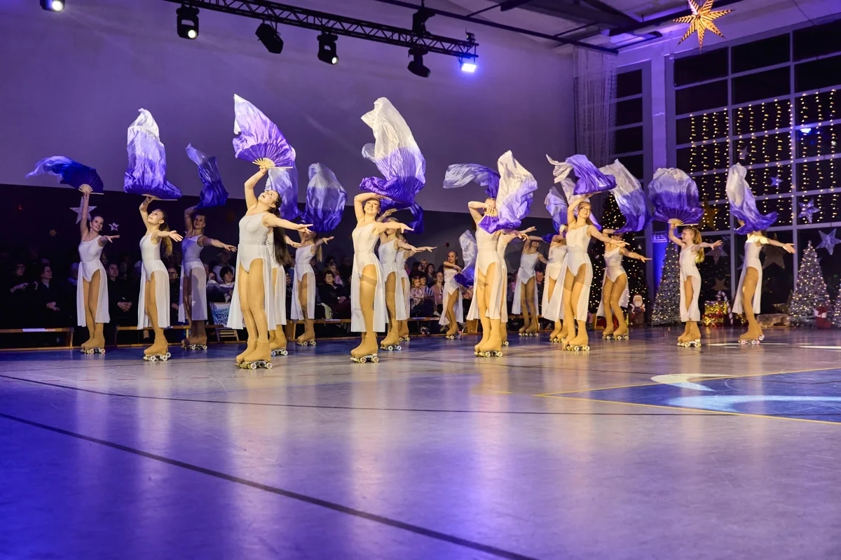 Güstrows Rollkunstläuferinnen boten eine schwungvolle wie emotionale Show. (Foto: ZVG)