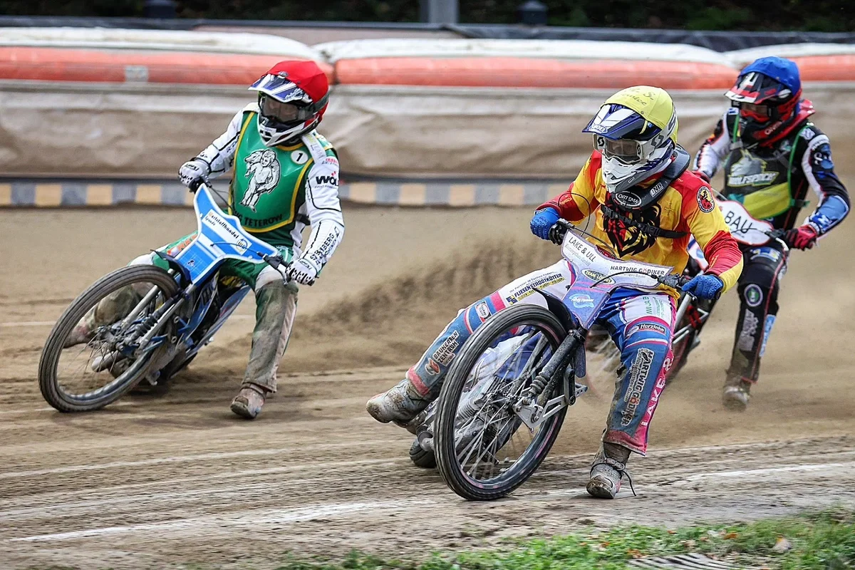 Teterower Speedway-Hechte starten mit Heimrennen in die Saison.