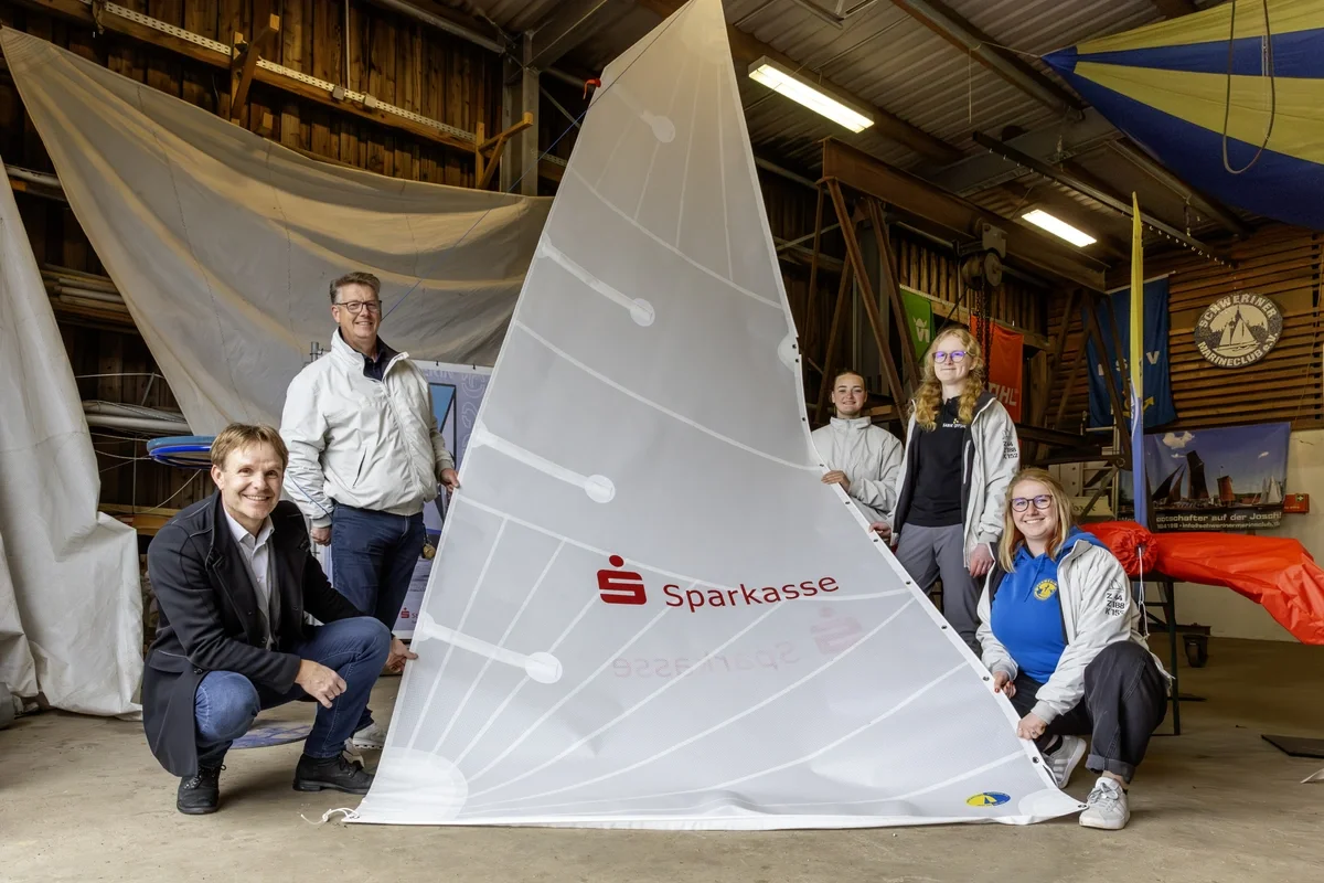Schweriner Marineclub freut sich über neue Segel