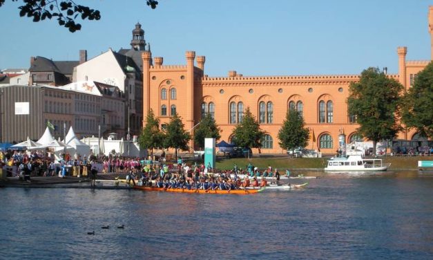Im Rückspiegel: Die 23.offenen Drachenboot-Schülermeisterschaften in Schwerin