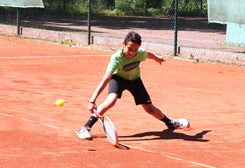 Tennis-Junioren kürten Landesmeister in Rostock