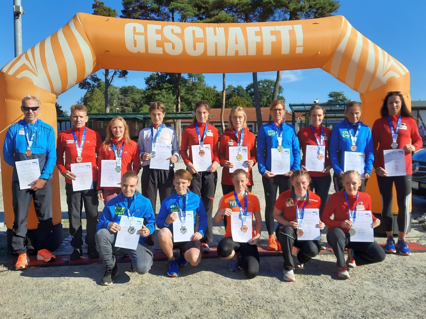 Laager Läufer belohnten sich selbst für hartes Training – 15 x Edelmetall