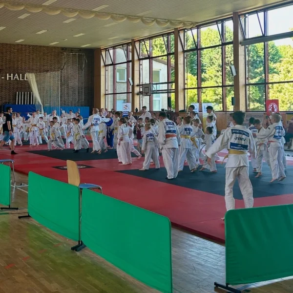 JSC Strasburg mit gelungener Wettkampfpremiere