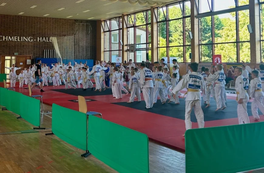 JSC Strasburg mit gelungener Wettkampfpremiere