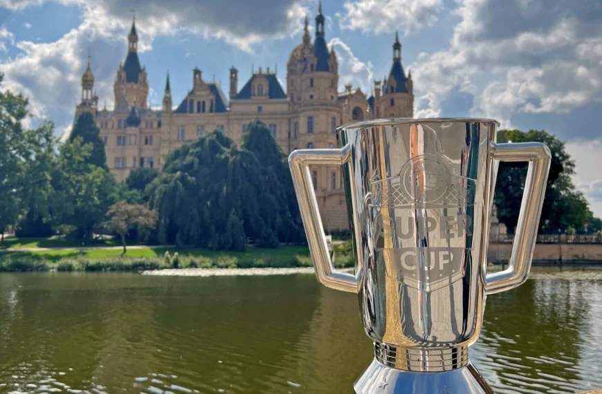 SSC Palmberg Schwerin fordert beim WT Energiesysteme Supercup 2025 den Dresdner SC