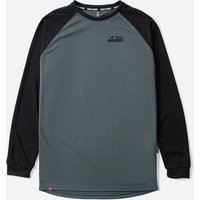 Essentials Grey Black